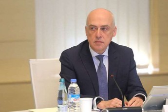 daviT-zalkaliani-sruli-pasuxismgeblobiT-geubnebiT-arc-ukrainel-kolegasTan-da-arc-premieris-doneze-saakaSvilis-eqstradirebaze-komunikacia-ar-yofila