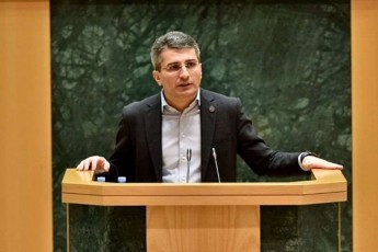 mamuka-mdinaraZe-saakaSvilze-41-e-ara-magram-37-e-dRes-gairkva-rom-SimSilobac-ki-morigi-dadgmuli-feikia