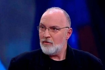 daviT-qarTveliSvili-araferi-gamova-dandoba-ar-iqneba-Tqveni-gadasawyvetia---an-faraons-cocxlad-unda-CahyveT-mis-politikur-samgloviaro-piramidaSi-an-walenjixa-mainc-aayvavoT