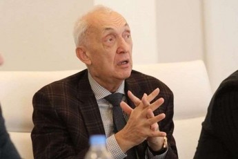 Tengiz-cercvaZe-Seqmnilia-ori-medikamenti-romelic-vaqcinaciasTan-erTad-pandemiis-marTvaSi-revolucias-moaxdens