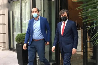 irakli-kobaxiZe-ultimatumebi-TavisTvis-Seinaxon-Tu-mcdeloba-eqnebaT-destruqciuli-nabijebi-gadadgan-umkacres-pasuxs-miiReben---saakaSvili-aris-feiki-da-misi-SimSilobac-feiki-aRmoCnda