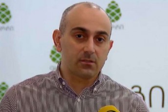 sandro-raqviaSvili-ar-mjera-rom-aseTi-uideo-opoziciis-mxridan-moxdes-revolucia