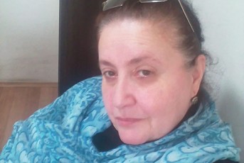 nino-WeliZe-evropis-cixeebSi-patimari-romelic-winaaRmdegobas-uwevs-cixis-an-klinikis-TanamSromlebs-ise-cim-cim-ki-ar-gadahyavT-rogorc-Tqveni-guliveri-aiyvanes-palataSi-plastmasis-fiqsatoriT-ukraven-xel-fexs