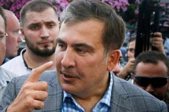 Sddeutsche-Zeitung--mixeil-saakaSvils-imedi-hqonda-rom-samSobloSi-triumfalurad-dabrundeboda-magram-sapyrobileSi-aRmoCnda