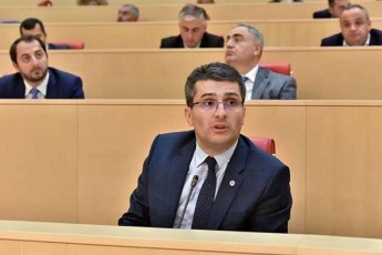 mamuka-mdinaraZe-vinme-mouwodebs-patimar-saakaSvils-rom-Sewyvitos-SimSiloba-marTlac-xom-ar-aris-garTulebis-interesi-sxva-mxares