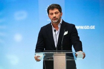 kaxa-kalaZe-erTaderTi-klinika-me-18-dawesebulebaa-romelsac-yvelaze-didi-gamocdileba-aqvs-rogor-umkurnalon-SimSilobis-Semdeg-patimrebs