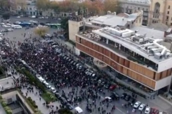 daviT-qarTveliSvili-mTavrobis-kurss-aprotesteben-aRarc-arafris-wera-ar-minda-suraTi-aRwers-yovelives