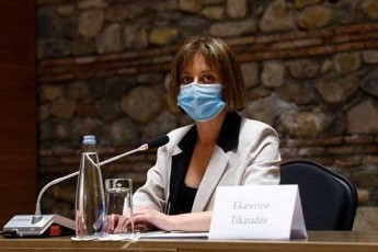 ekaterine-tikaraZe-saqarTvelos-mesame-prezidents-goris-hospitalSi-gaeweva-yvela-saWiro-da-damatebiTi-RonisZiebebi