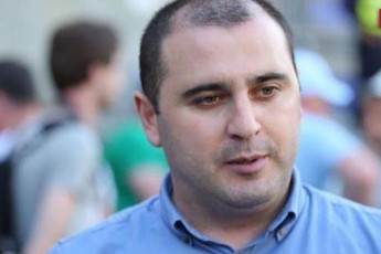 xabeiSvili-vinmes-Tu-hgonia-saakaSvili-klinikaSi-dasawolad-an-Casajdomad-Camovida-cdeba