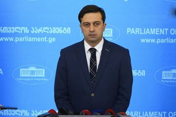 levan-ioseliani-Tu-vinmes-boikoti-unda-wavides-boikotSi-magram-uari-Tqvas-yvelaferze-rac-saparlamento-mandats-mosdevs