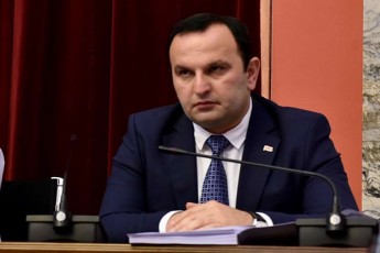 paata-manjgalaZe-Tu-sazogadoeba-Tvlis-rom-saakaSvili-unda-iyos-gareT-amisTvis-konkretuli-moqmedebebi-iqneba-saWiro
