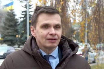 radas-deputati-vercerT-reformas-ver-vixseneb-rac-saakaSvilis-saxels-ukavSirdeba---survili-maqvs-raime-kargi-giTxraT-misi-moRvaweobis-Sesaxeb-magram-ver-geubnebiT
