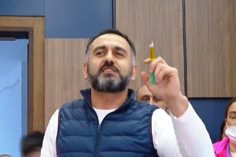 nacionaluri-moZraobis-wevrma-baTumis-sakrebulos-sxdomis-CasaSlelad-darbazSi-mZafri-sunis-specifikuri-nivTiereba-daasxa