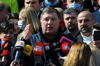 gigi-ugulava-policielebs-Tqven-iqceviT-ise-rogorc-90-ian-wlebSi-iqceoda-ZaRloba-Tqven-formiani-yaCaRebi-brZandebiT