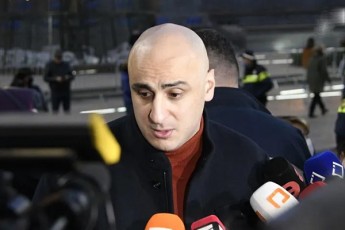 nika-melia-dagviZaxe-da-rato-dagvSaleo-da-mapatieT-ra-Sturmisken-unda-wagiyvanoT-ar-wagiyvanT--am-pasuxismgeblobas-ar-aviReb