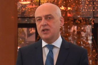 daviT-zalkalianis-gancxadebiT-irakli-RaribaSvilisa-da-misi-estoneli-kolegis-Sexvedraze-faruli-miyuradebis-sakiTxze-saubari-iyo-Tumca-RaribaSvilisTvis-angariSi-aravis-mouTxovia
