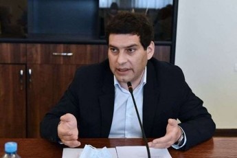 beqa-daviTuliani-opoziciaze-TiTqos-SurT-rom-konfliqti-aq-ar-aris-da-ukrainaSia