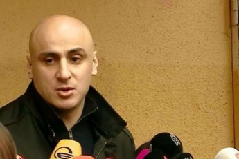 nika-melia-2008-Si-ZiriTadad-aqtiuri-adamianebi-ibrZodnen-Torem-megrelma-tanks-gaayola-Tvali-gancda-ar-hqonda-bevrs-rogorc-1921-wels