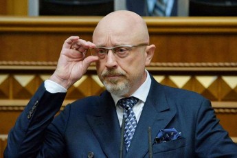 ukrainis-Tavdacvis-ministri-ruseTs-belarusSi-ar-hyavs-iseTi-kontingenti-rom-kievs-Tavs-daesxas