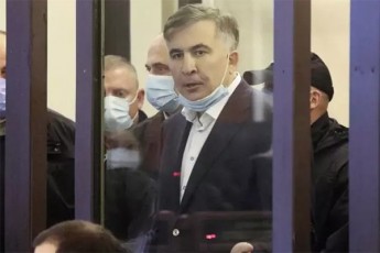 mixeil-saakaSvili-uvado-SimSilobas-acxadebs