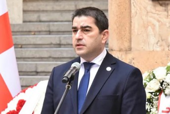 Salva-papuaSvili-saqarTvelo-ruseTs-Soris-ragbis-matCze-Cven-viciT-nacionaluri-moZraobis-qceva-roca-ukrainaze-siamayiT-saubroben-daakvirdnen-zelenskis-mSvid-da-mtkice-pozicias
