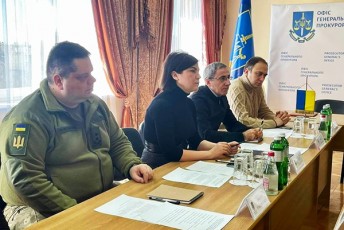 daviT-qarTveliSvili-ukrainaSi-myofi-merabiSvili-adeiSvili-da-Zmani-maTni---danaCangliT-elodebian-qveyanaSi-pirveli-saerTaSoriso-finansuri-tranSis-Semodinebas
