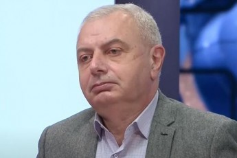 zaal-anjafariZe-zurabiSvilze-guSindeli-gamosvliT-sadac-man-aSkarad-gadakveTa-wiTeli-xazebi-mmarTvel-partiasTan-urTierTobaSi-savsebiT-gasagebia-rom-es-reagirebis-gareSe-ar-da-ver-darCeboda-da-amitomac-nuravis-gaakvirvebs-gancxadebis-xisti-toni
