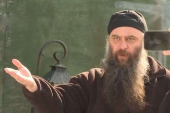 baldis-mamaTa-monasterSi-erTmaneTs-gankveTili-berebi-da-Coxosnebi-daupirispirdnen