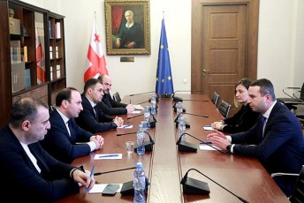 koka-kacitaZe-iuridiul-sakiTxTa-komitetis-Tavmjdomares-kanonSi-gansaxorcielebel-cvlilebebze-vesaubreT-romelic-samsaxuris-funqciur-damoukidebulebas-gazrdis