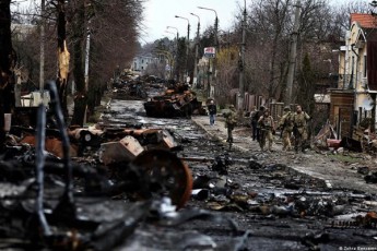 katenka-ar-momwero-CemTvis-da-Cemi-ojaxisTvis-es-saxifaToa-dedas-ki-veRar-davabrunebT