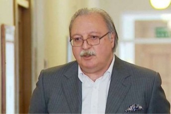 grigol-vaSaZe-seriozulad-vfiqrob-politikidan-wavide-amomivida-yelSi-zazunas-dRe