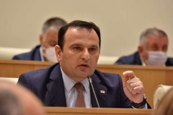 paata-manjgalaZe-ar-unda-iyos-aqcenti-mxolod-quCis-protestze-unda-gamoviyenoT-Cveni-xma-yvelgan-sadac-gvaqvs-SesaZlebloba