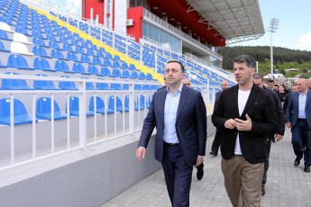 premier-ministrma-xaSurSi-saerTaSoriso-standartebis-Sesabamisi-axali-safexburTo-stadioni-daaTvaliera