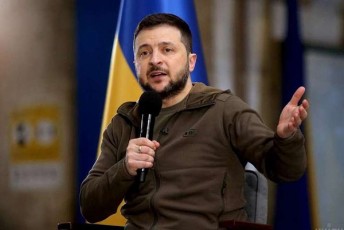 zelenski-mSvidoba-gamarjveba-da-ukraina-is-sami-sityvaa-risTvisac-ukrainelebi-ibrZvian