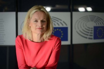 viola-fon-kramoni-Tu-evropuli-sabWo-gadawyvets-Seiqmnas-raime-saxiT-politikuri-kavSiri-es-niSnavs-im-qveynebis-mowvevas-romlebTanac-ufro-axlo-urTierToba-gvinda-gvqondes-aseTia-magaliTad-saqarTvelo