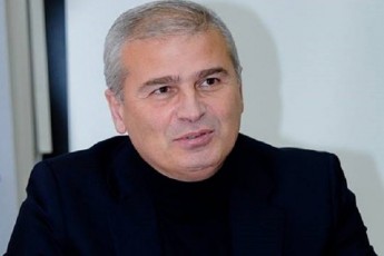 irakli-qadagiSvili-teqnikuri-mTavrobis-sakiTxi-arakonstituciuria---mitingis-wamyvanebis-azriTa-da-xalxis-raodenobis-mixedviT-icvleba-am-mTavrobis-saxelebic-xan-teqnikuria-xan-erTobisaa-xan-droebiTia-xan-gardamavali