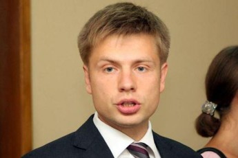 zelenskis-gundSi-dapirispirebaa-ukrainaSi-didi-ambebia-mosaldneli---ras-ambobs-qarTvelebisTvis-kargad-cnobili-gonCarenko