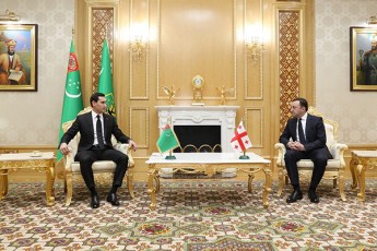 premier-ministri-irakli-RaribaSvili-TurqmeneTis-prezidents-Sexvda