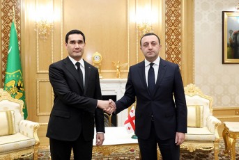 irakli-RaribaSvili-TurqmeneTis-prezidentTan-savaWro-ekonomikuri-urTierTobebis-gasaRrmaveblad-axali-SesaZleblobebi-ganvixileT