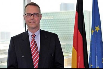 saqarTveloSi-germaniis-elCis-Tanamdebobaze-hubert-qnirSs-peter-fiSeri-Secvlis