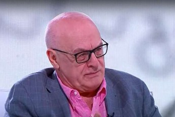 ramaz-sayvareliZe-xSirad-vatyobT-rom-sababs-eZebs-xolme-Cveni-opoziciurad-ganwyobili-politikosebis-garkveuli-jgufi-da-aseT-sababs-SeiZleba-amzadebs-es-or-sxvadasxva-oTaxSi-warmoebuli-saqmianoba