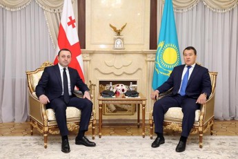 premier-ministri-irakli-RaribaSvili-yazaxeTis-respublikis-premier-ministrs-Sexvda