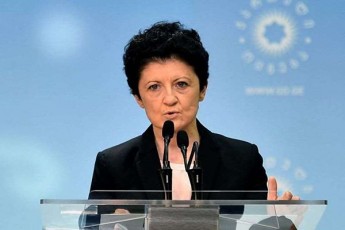 Tea-wulukiani-ministrebi-da-maT-Soris-mec-biZina-ivaniSvils-ara-Tu-sami-saaTiT-sami-wuTiT-ar-SevxvedrivarT-da-ucnauria-rom-aseTi-Sexvedrebs-mavani-iTxovs