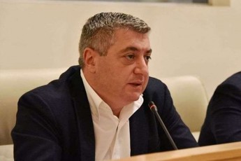 kaxi-kaxiSvili-bolos-mivediT-im-doneze-rom-elCebi-gamodiodnen-da-ukve-pirdapir-afasebdnen-politikas-da-sakuTar-gadawyvetilebebs-axmovanebdnen-konkretul-sakiTxTan-dakavSirebiT