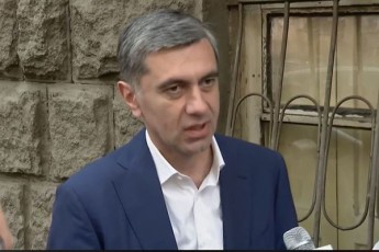 irakli-oqruaSvili-erTi-patara-biZgi-ramdenime-rusi-CaZaRldes-qarTul-restoranSi-da-magaTi-duxi-aRar-iqneba-aq