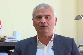 irakli-qadagiSvili-ra-seriozuli-komentari-SeiZleba-gaakeTos-adamianma-nika-melias-gulze-mjiRis-rtymaze-politikuri-inteleqtisgan-daclili-gaxda-nacmoZraoba