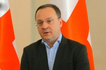 gia-cagareiSvili-podoliakisnairi-avyia-adamianebis-naWoravebs-SeZaxils-Tu-wamoZaxils-yuradRebas-ar-mivaqcevT