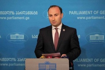 anri-oxanaSvili-sazogadoeba-xedavs-vin-akeTebs-saqmes-vin-gegmavs-Cveni-qveynis-momavals-Cveni-sazogadoebis-Sesabamisad
