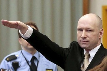 norvegieli-teroristi-anders-breiviki-acxadebs-rom-samartoo-sakanSi-yofniT-misi-uflebebi-irRveva