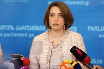 salome-samadaSvili-Cveni-qveynisa-da-saxelmwifos-interesebi-imsaxurebs-rom-saqarTvelos-prezidentma-aqtiurad-gamoiyenos-mis-xelT-arsebuli-yvela-konstituciuri-berketi